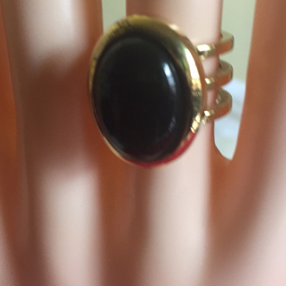 Ladies ring - Picture 3 of 5